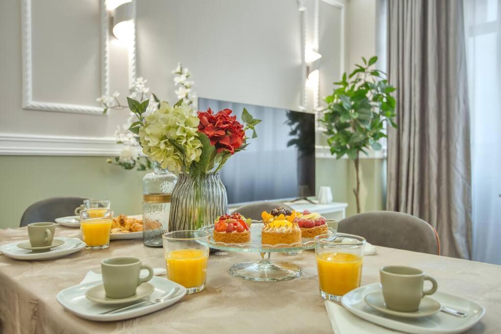 Charming Apart New 2 Bedrooms With Aircon Paris Luaran gambar