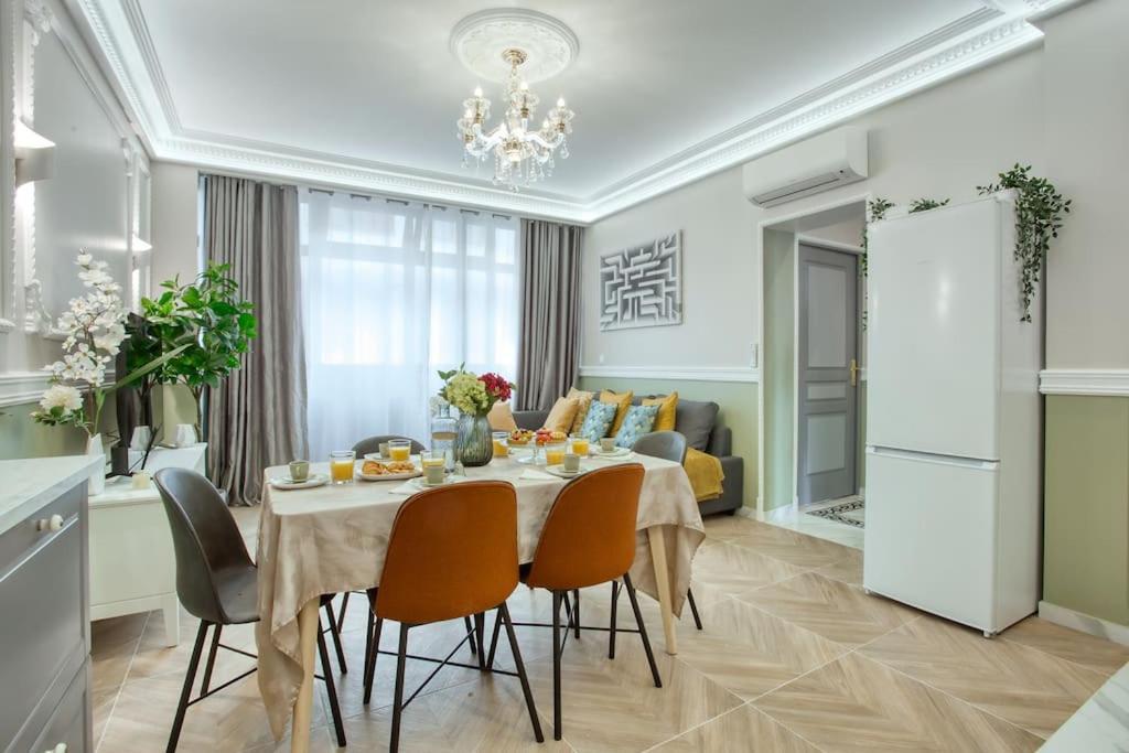 Charming Apart New 2 Bedrooms With Aircon Paris Luaran gambar