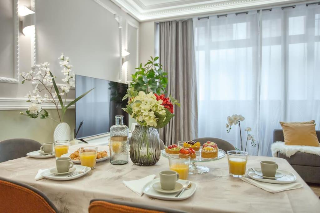 Charming Apart New 2 Bedrooms With Aircon Paris Luaran gambar